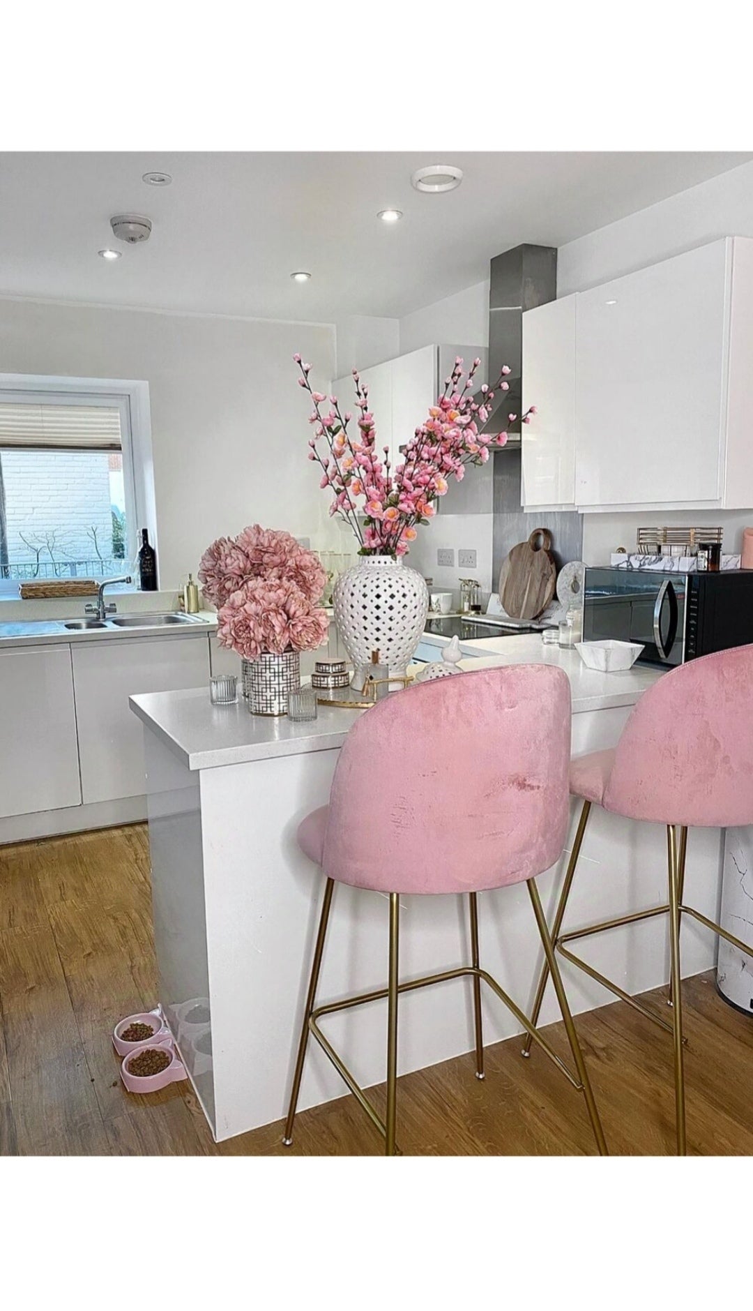 Conjunto de 2 sillas de bar de terciopelo rosa