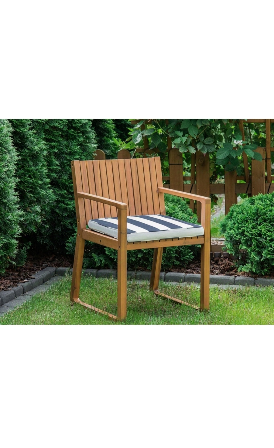 Silla de jardín de madera de acacia clara