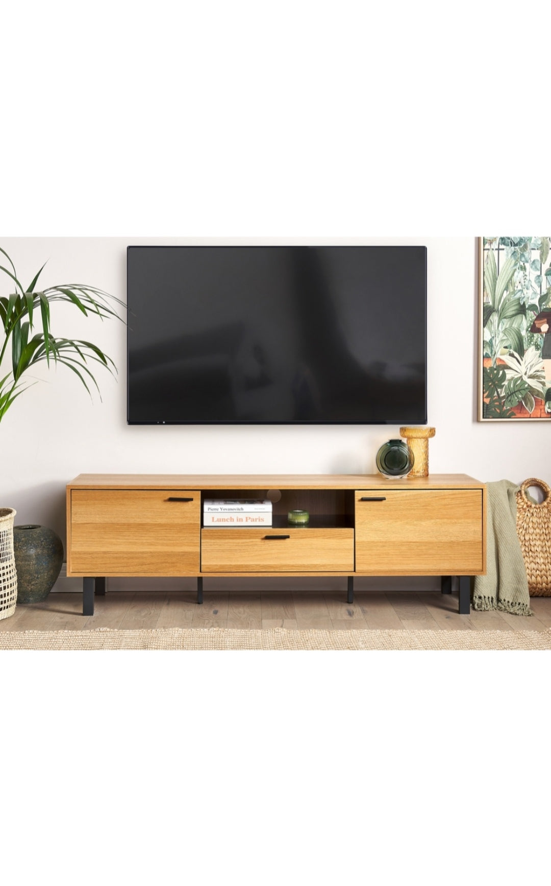 Mueble de TV madera clara