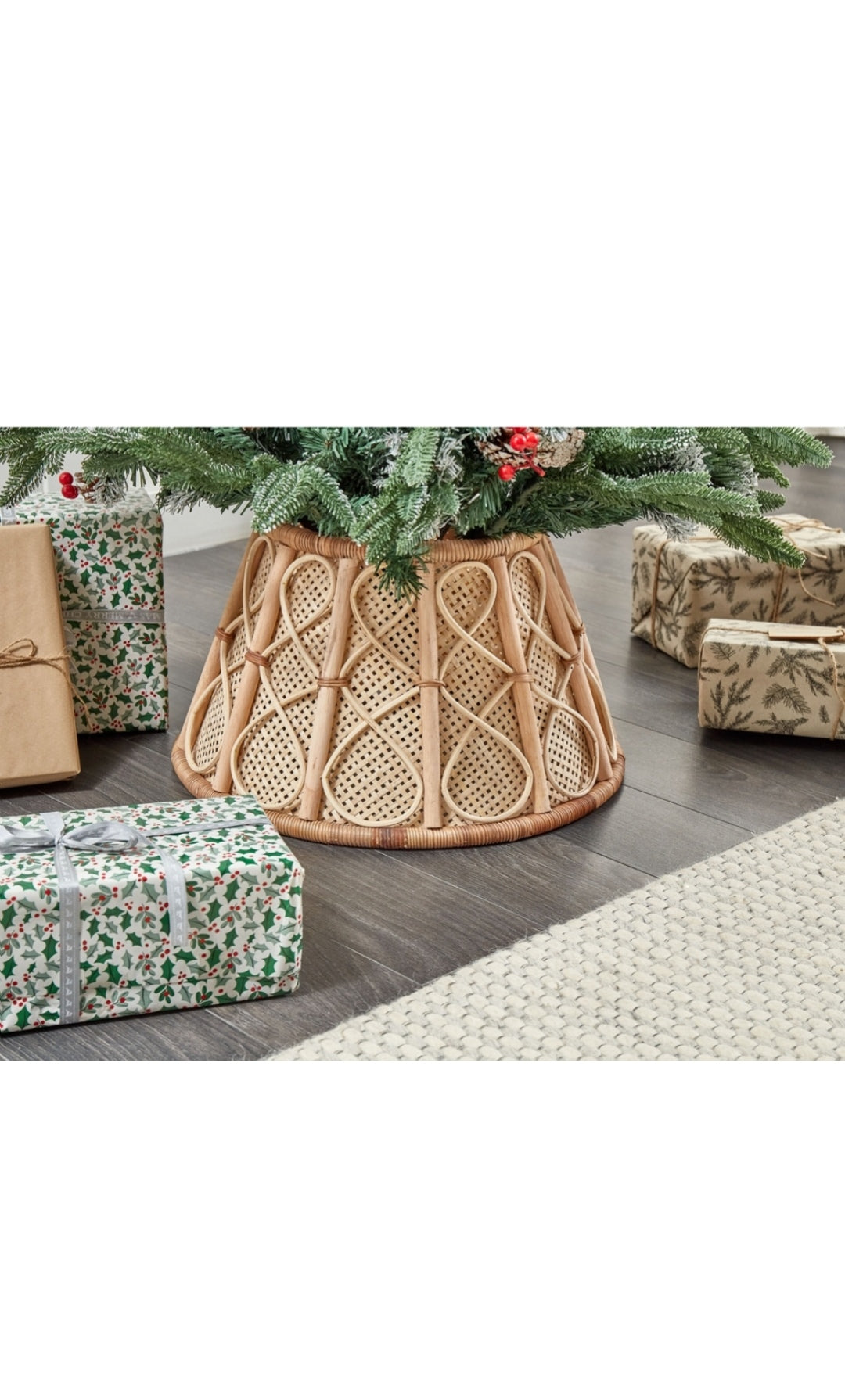 Base de árbol de navidad de ratán