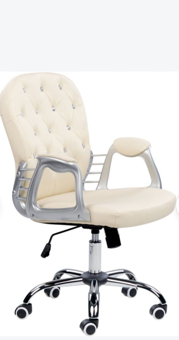 Silla de oficina reclinable de piel sintética beige