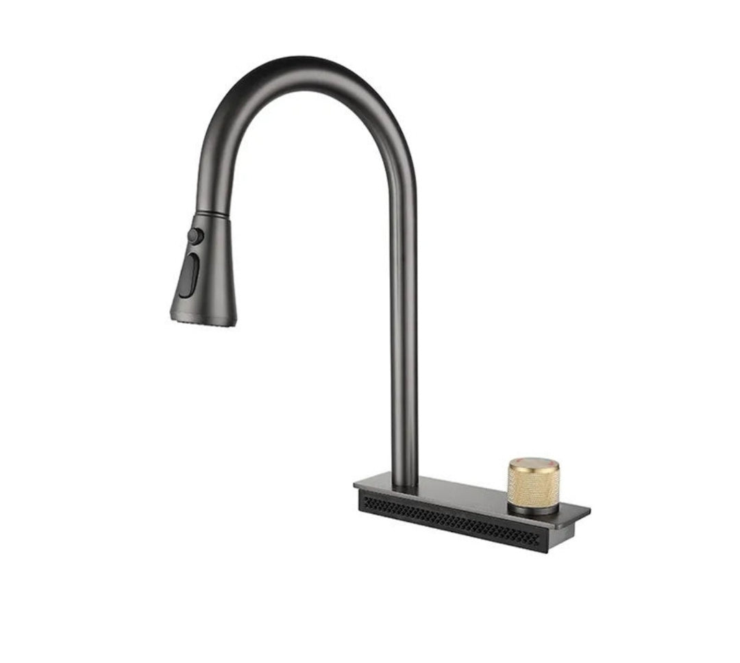 Grifo extraíble satinado. Mando dorado