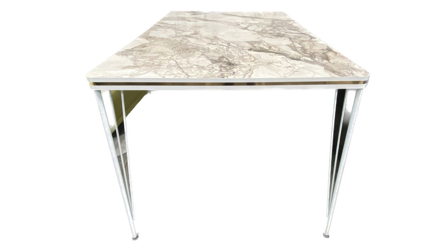 Mesa Okazo Efecto Mármol