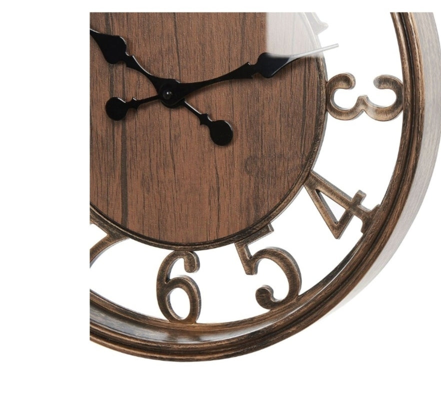 Reloj de pared marrón