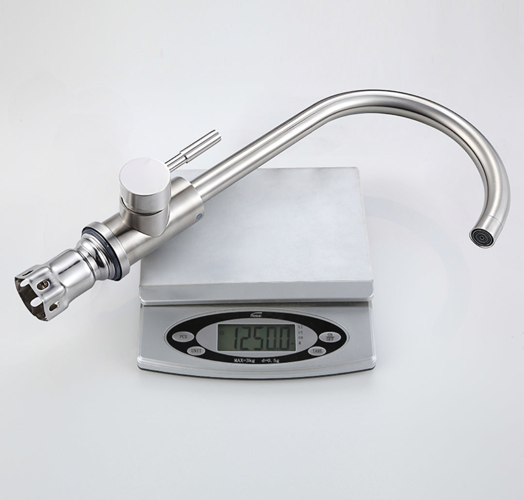 Grifo de cocina satinado curvo