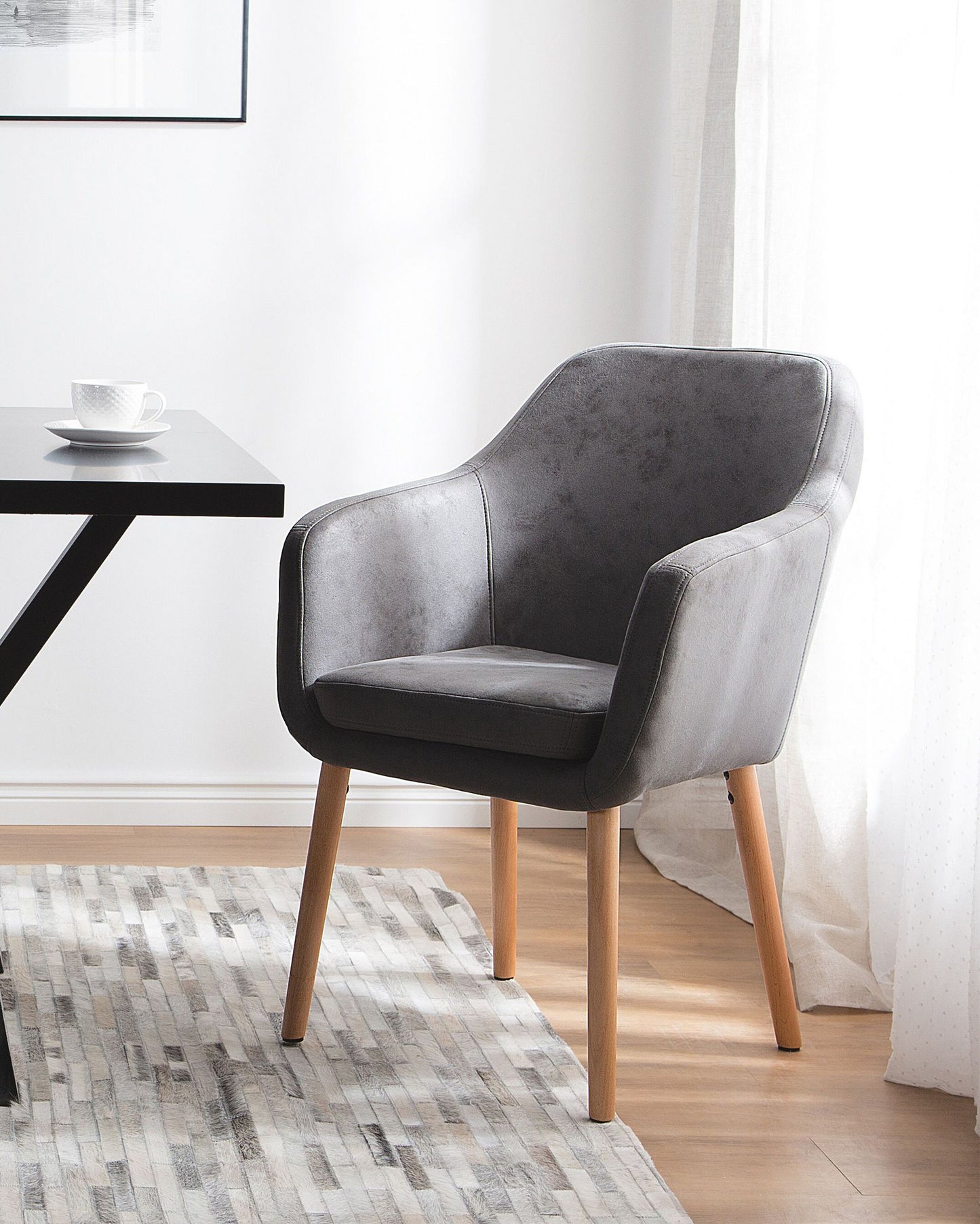 Silla de comedor de piel sintética gris/madera clara