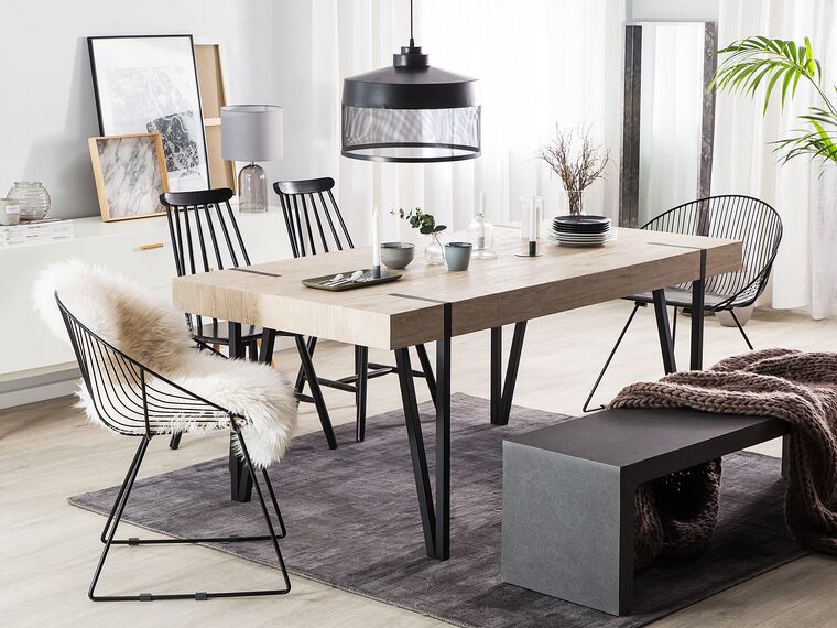 Mesa de comedor madera clara/negro