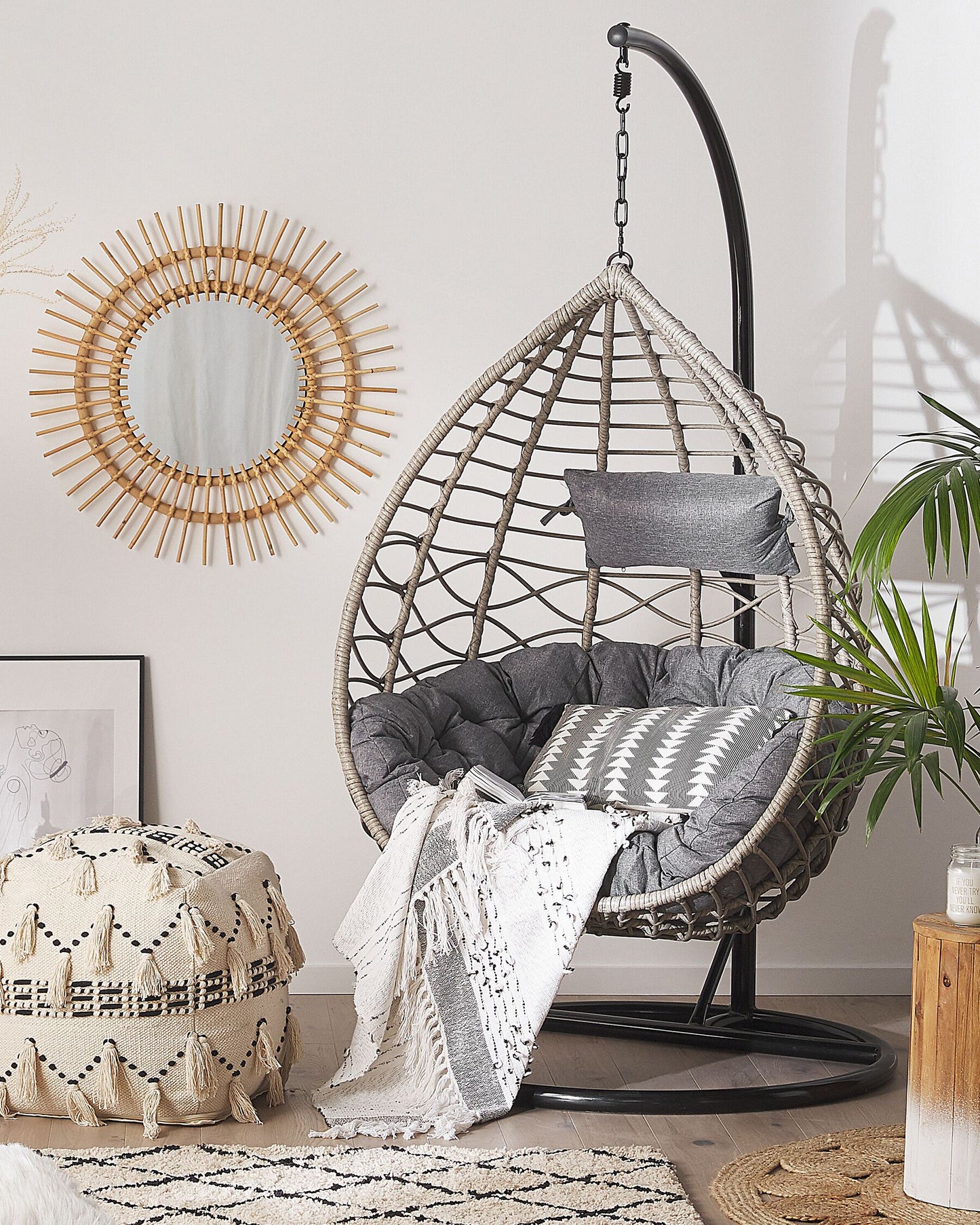 Silla colgante con soporte de ratán gris pardo/negro